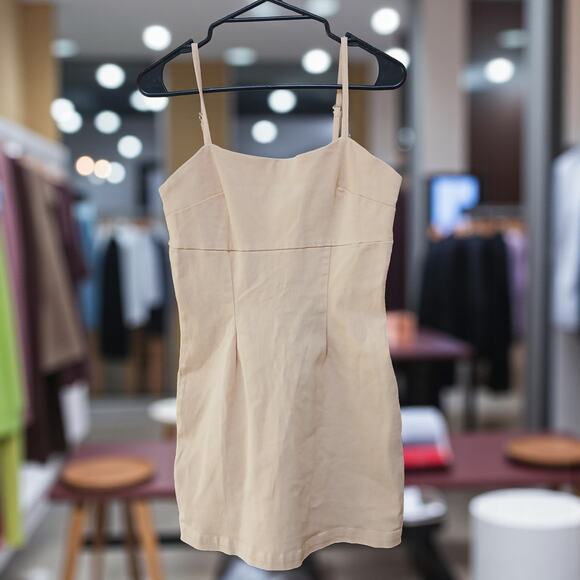 NWT - Avec Les Filles Denim Mini Stretch Cream Dress Size: 8